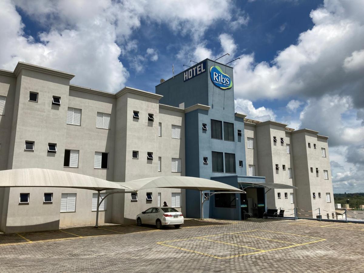 Ribs Hotel Piui Exterior photo